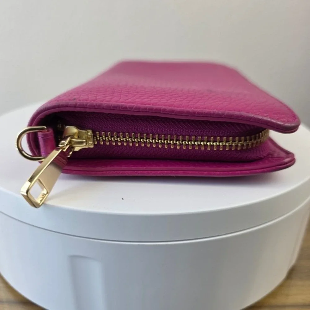 Tory Burch Miller Zip‎ Continental Wallet Magenta Pink Pebbled Leather Good